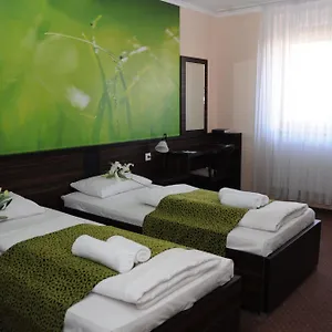 Отель Green Hotel Budapest Будапешт